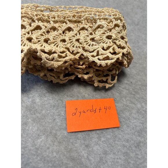 Vintage Crocheted Cotton Lace Trim - 2 Yards Plus 4 Inches - Delicate Scalloped - Picture 6 of 6